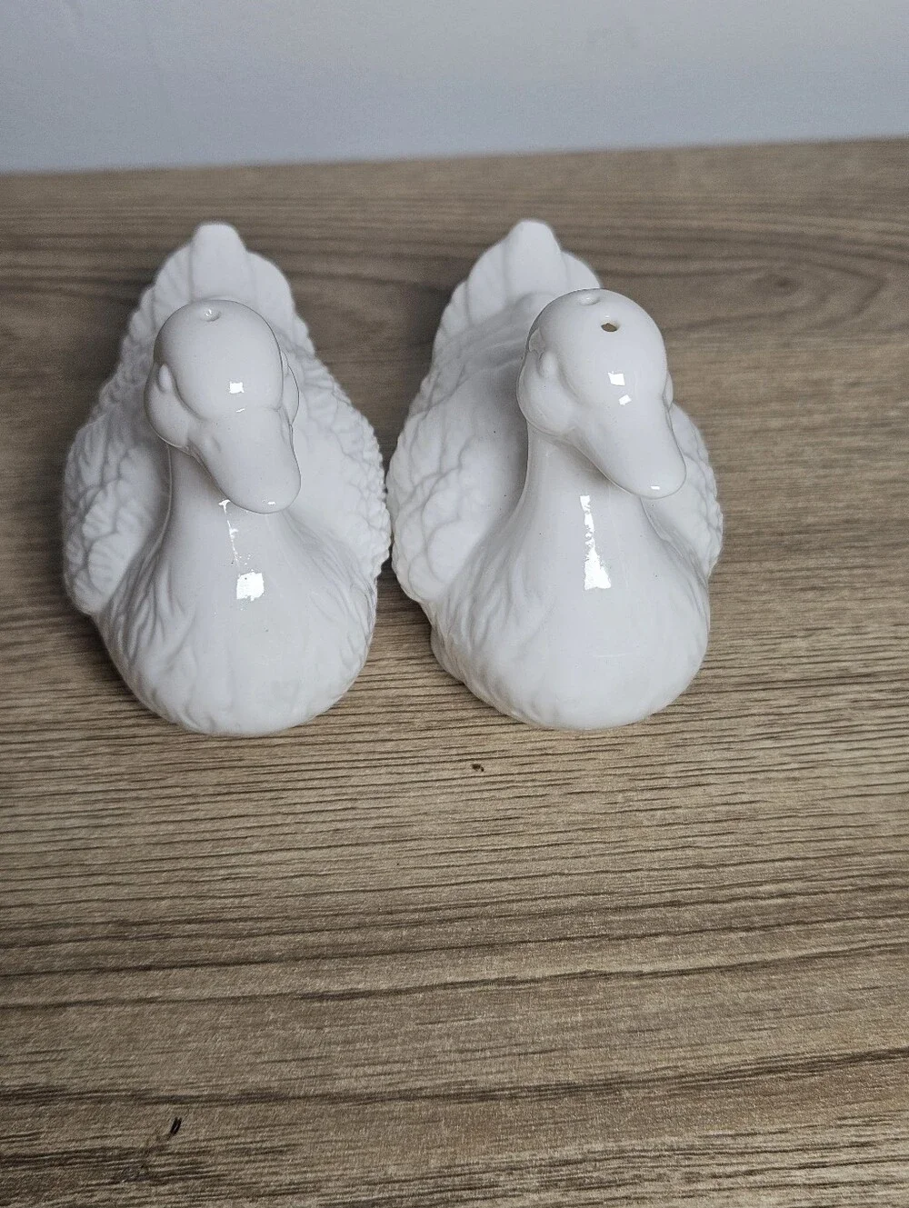 White Ceramic Duck Salt & Pepper Shakers Vintage Glossy Farmhouse Set of 2